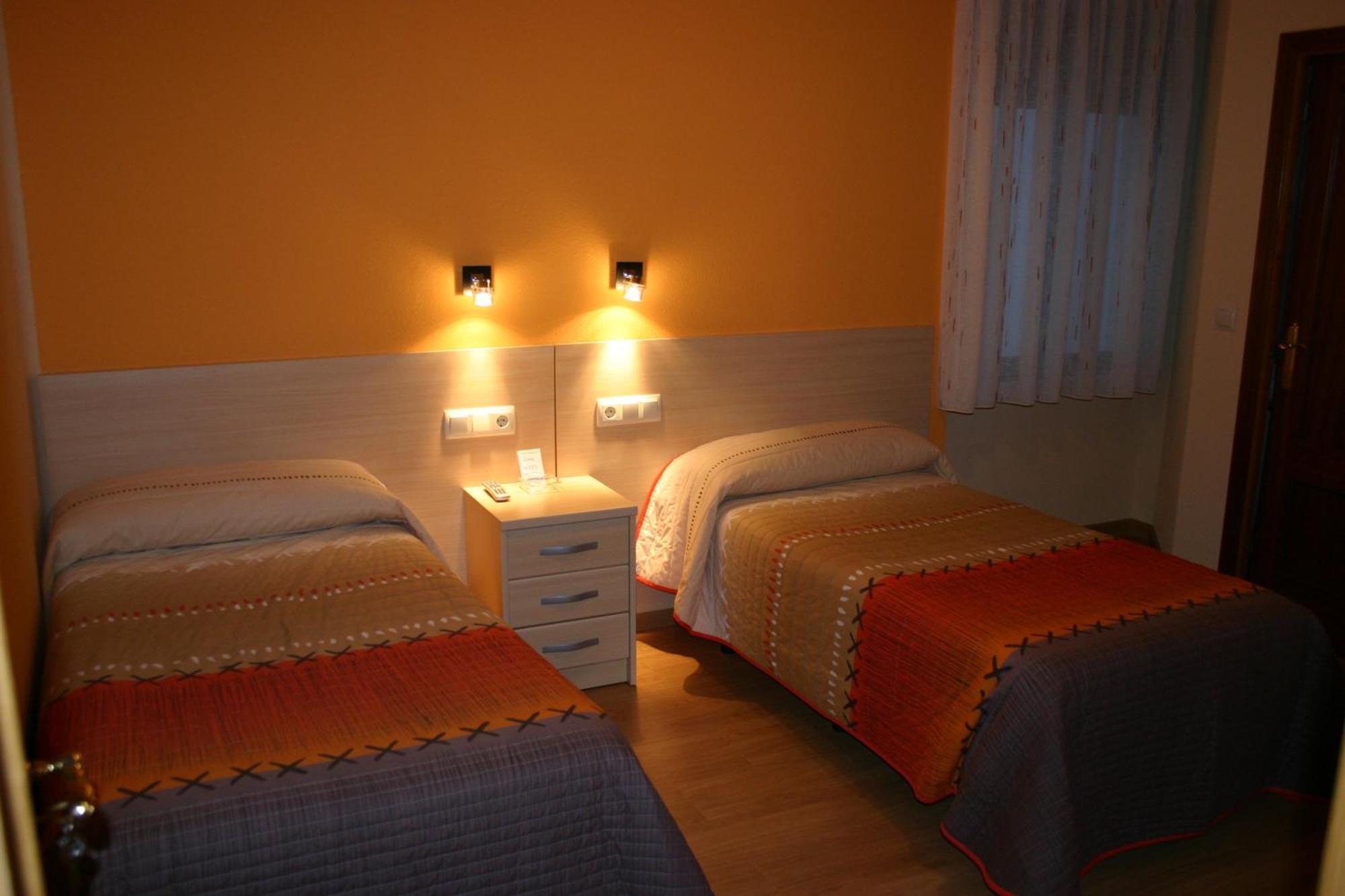 Hostal Hispanico I Саламанка Екстер'єр фото